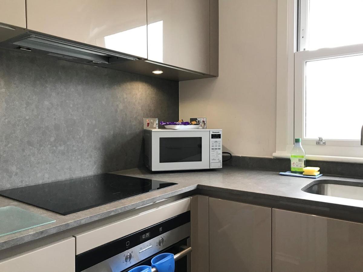 25 Ongar Road By Viridian Apartments Londres Exterior foto